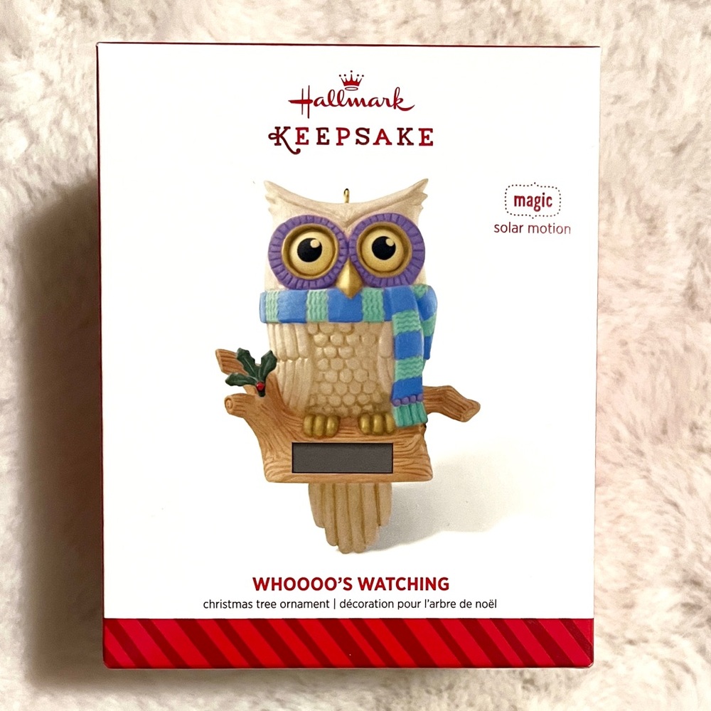 2014 Whoooo's Watching, Solar Powered Hallmark Keepsake Ornament (QGO1226)
